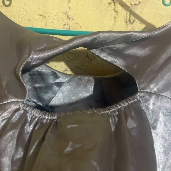 Large Gray Blouse - Picture 3 of 3